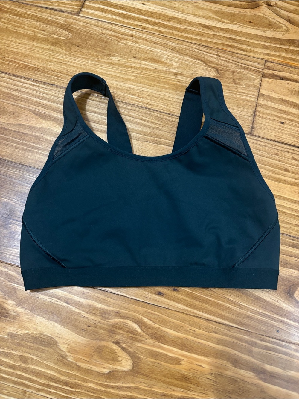 Spanx Size Medium Core Sports Bra in Dark Green